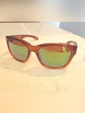 Fin-Nor Women's Tortoise Frame Sunglasses with Green Mirrored Lenses